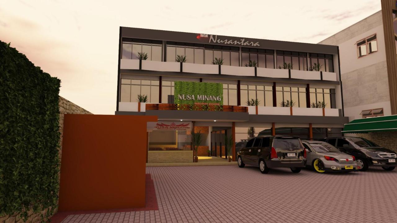 Hotel Nusantara Indah Syariah Yakarta Exterior foto